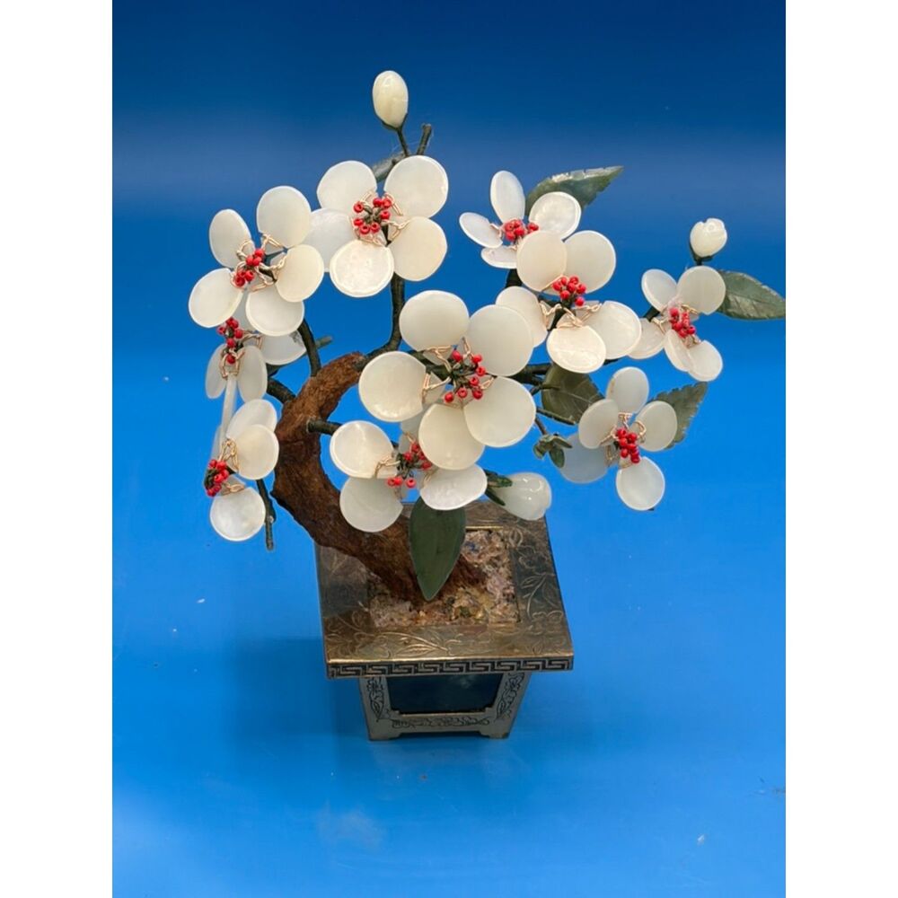 Bonsai Tree Sculpture vintage Jade Leaves White Flowers 6" tree, 2.5" Brass Base